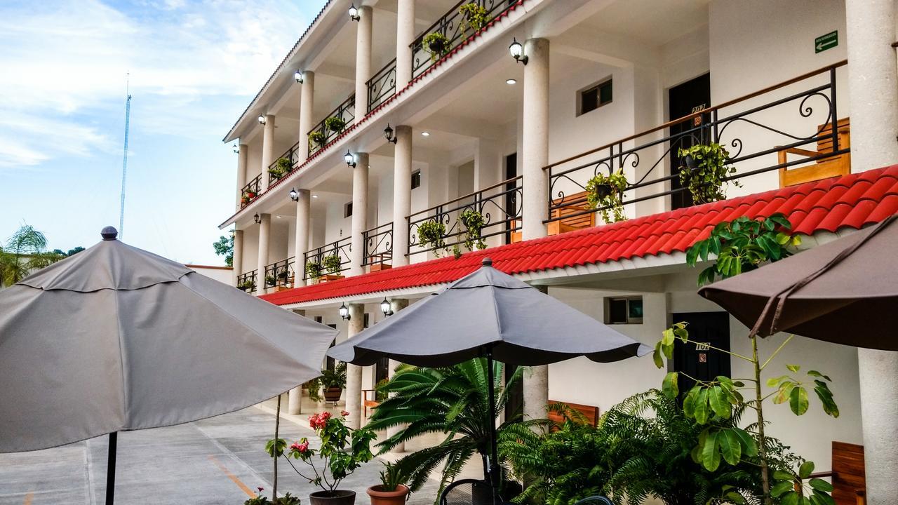 Hotel Real Primaveras Escárcega 외부 사진